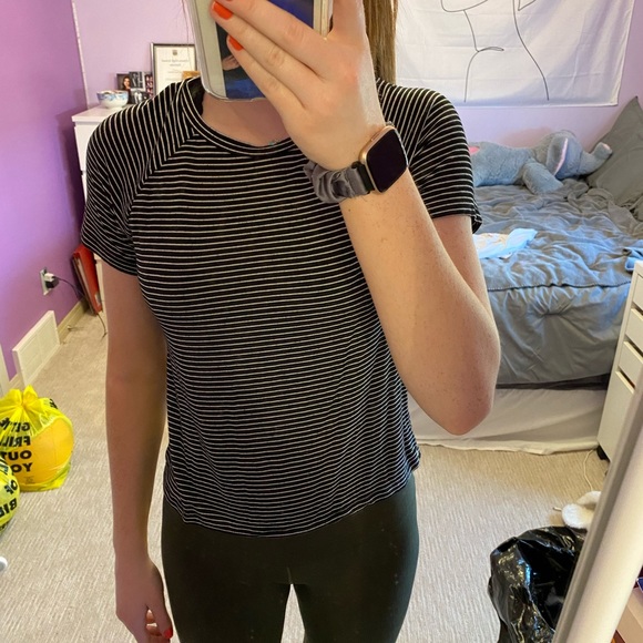 🦋2 for $15 - AE Striped TShirt - Picture 3 of 6